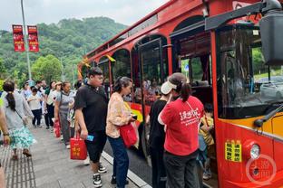 难阻失利！邹雨宸18中8砍并列最高21分外加4篮板